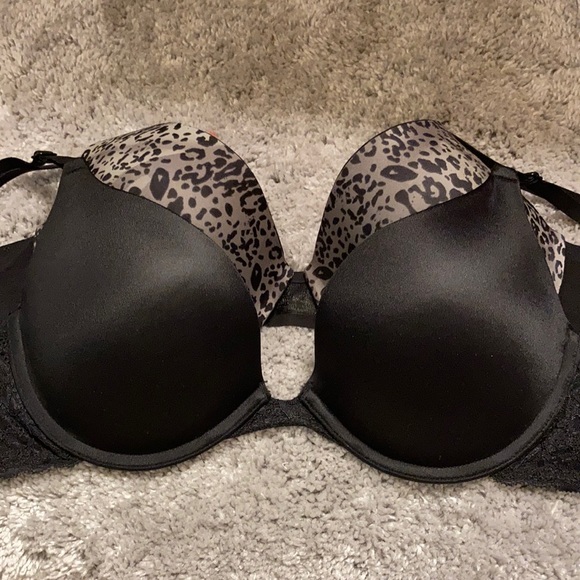 Maidenform Bras - lot of (2) 1 push up and 1 plunge - Picture 1 of 8